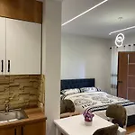 Guest house White *