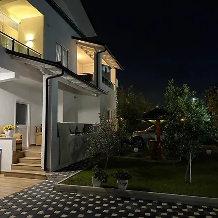 Casa de hóspedes White *