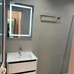 White Affittacamere Kamez