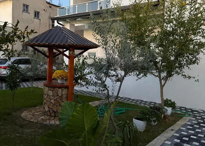 White Affittacamere Kamez